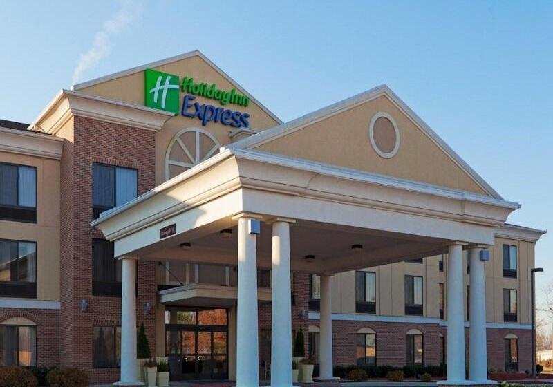 فندق Holiday Inn Express & Suites Martinsville By Ihg