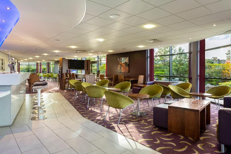 Отель Holiday Inn Express Dunstable By Ihg
