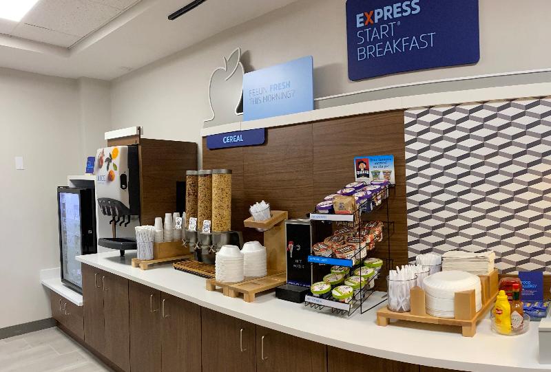 فندق Holiday Inn Express Plymouth, An Ihg