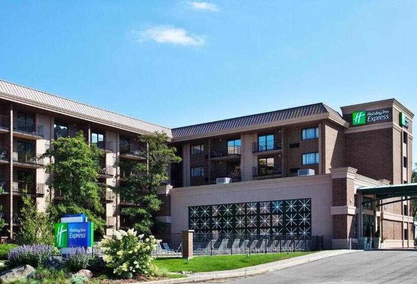 Отель Holiday Inn Express Schaumburg Rolling Meadows, An Ihg