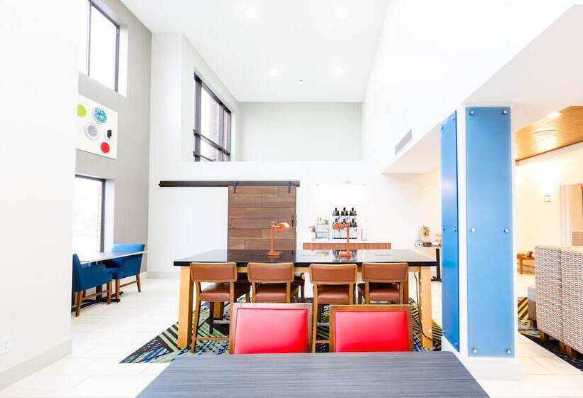 酒店 Holiday Inn Express & Suites Shelbyville, An Ihg