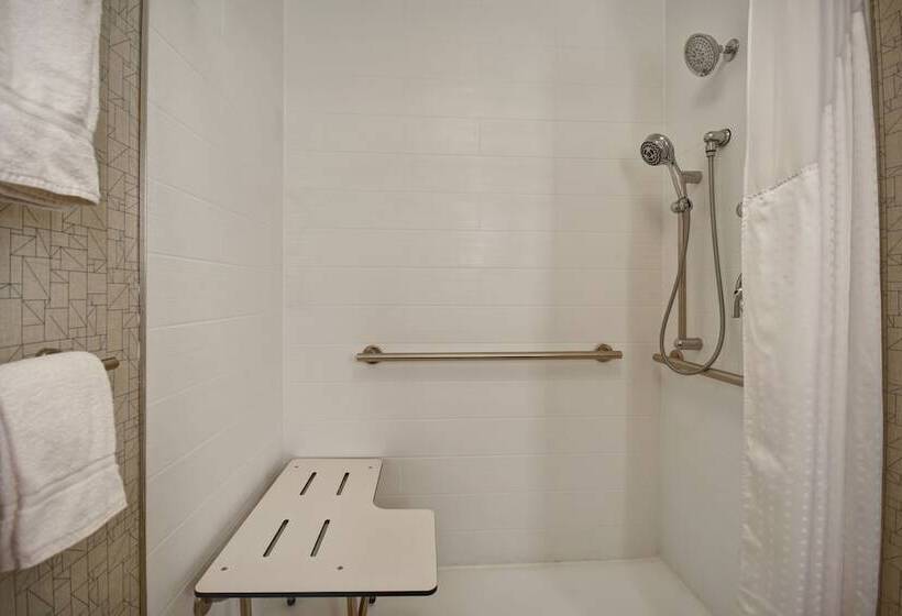 호텔 Holiday Inn Express & Suites Schererville, An Ihg