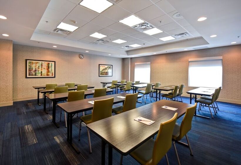 호텔 Holiday Inn Express & Suites Schererville, An Ihg