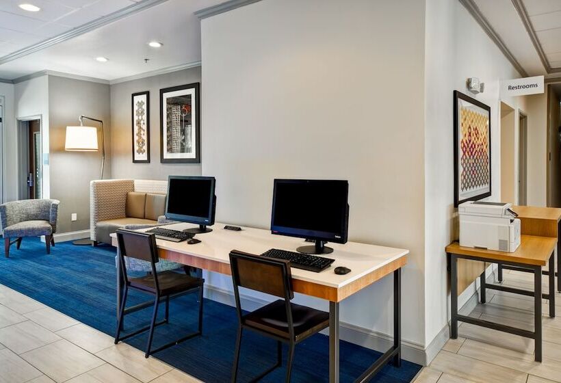 호텔 Holiday Inn Express & Suites Schererville, An Ihg
