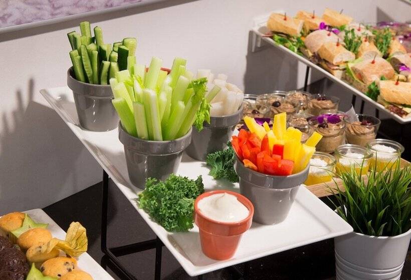 ホテル Holiday Inn łódź, An Ihg