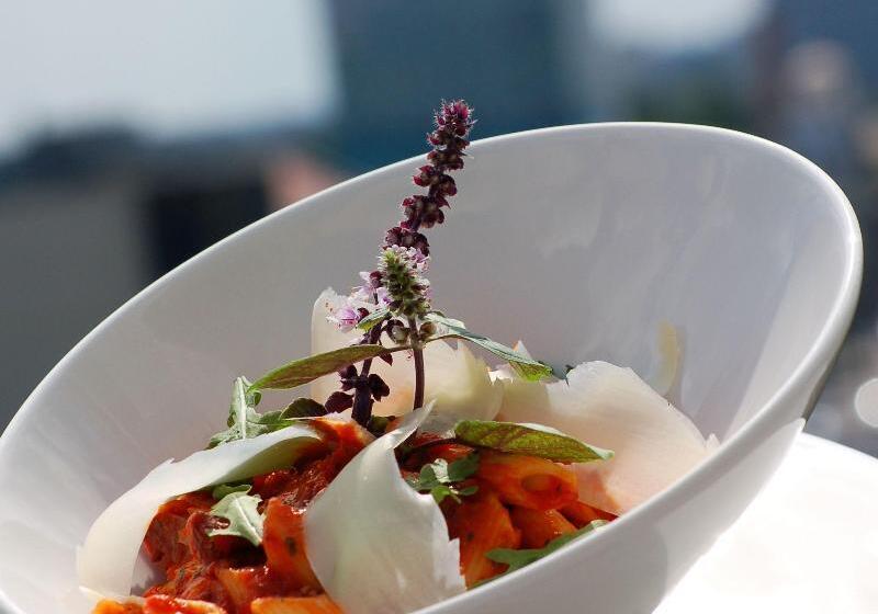 ホテル Holiday Inn łódź, An Ihg