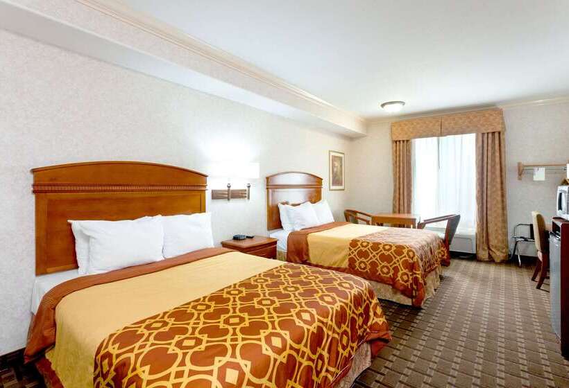 Howard Johnson Hotel & Suites By Wyndham Pico Rivera