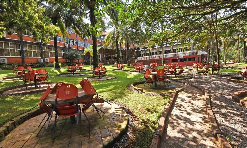 هتل Imperial Botanical Beach