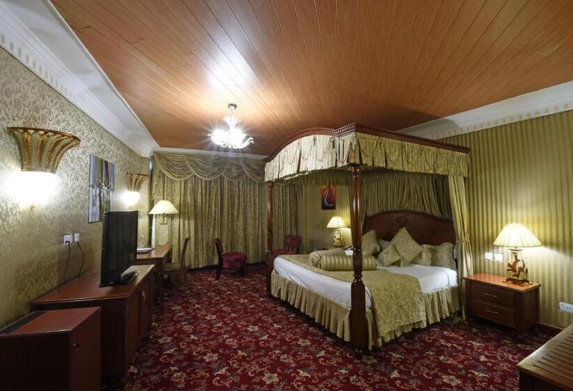 هتل Imperial Resort Beach