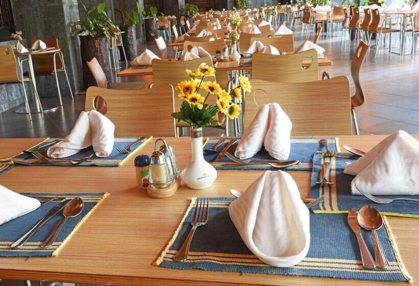 هتل Imperial Resort Beach