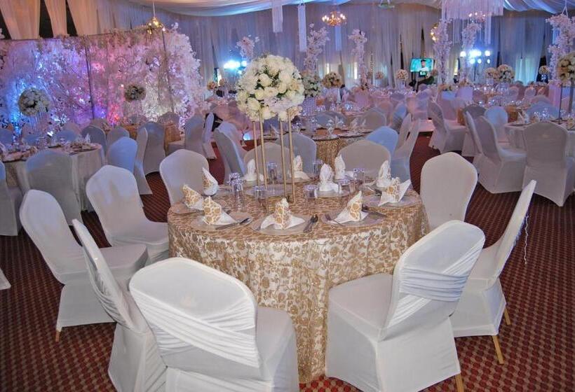 هتل Imperial Resort Beach