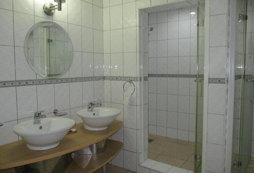 هتل Imperial Royale