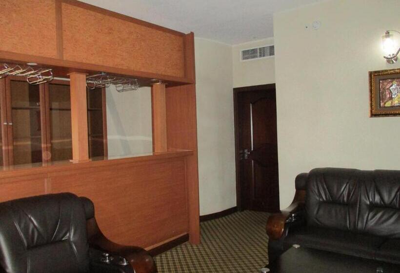 هتل Imperial Royale