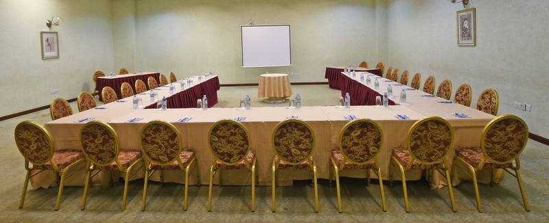 هتل Imperial Royale