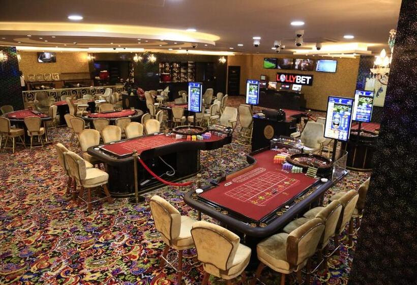 هتل Imperial Royale