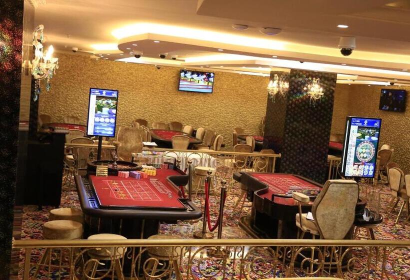 هتل Imperial Royale