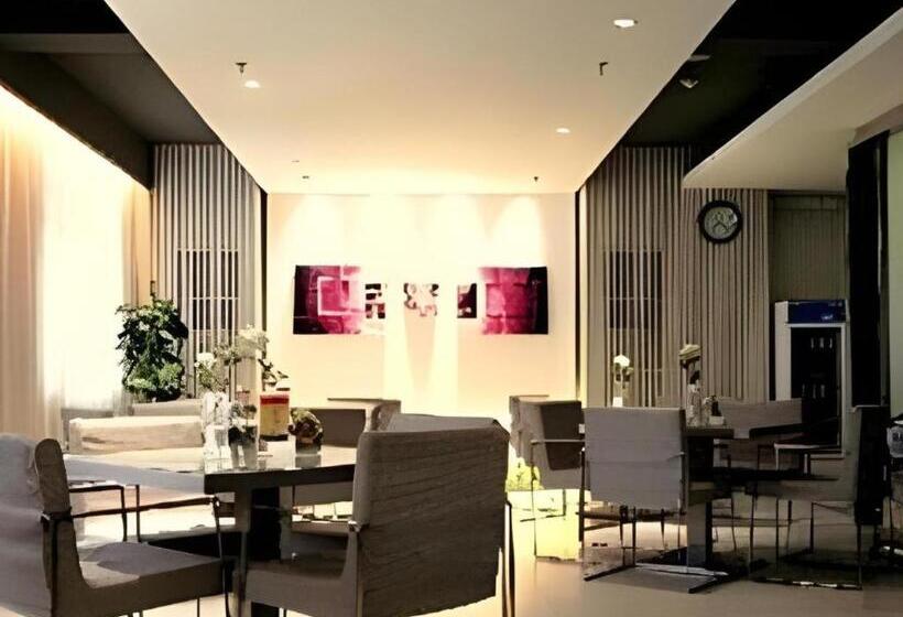 Otel Jinjiang Inn Tianjin Hongqiao Guangrongdao