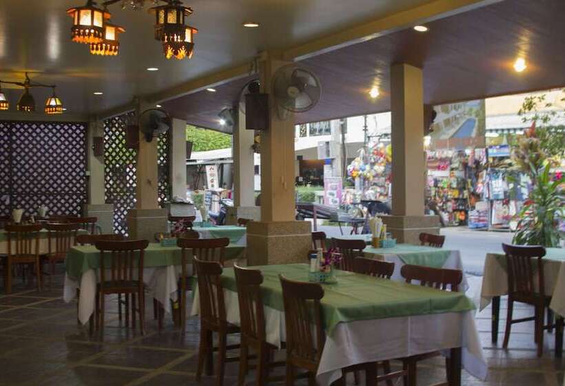 فندق Kamala Dreams