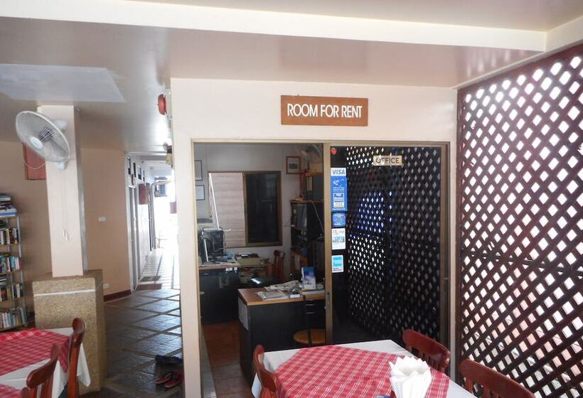 فندق Kamala Dreams