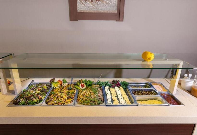 فندق Kathrin Beach