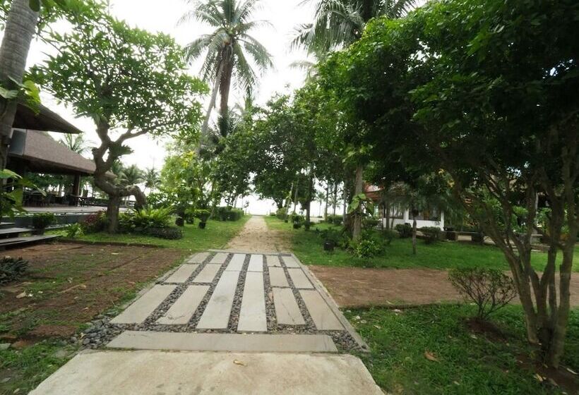 Отель Keeree Waree Seaside Villa