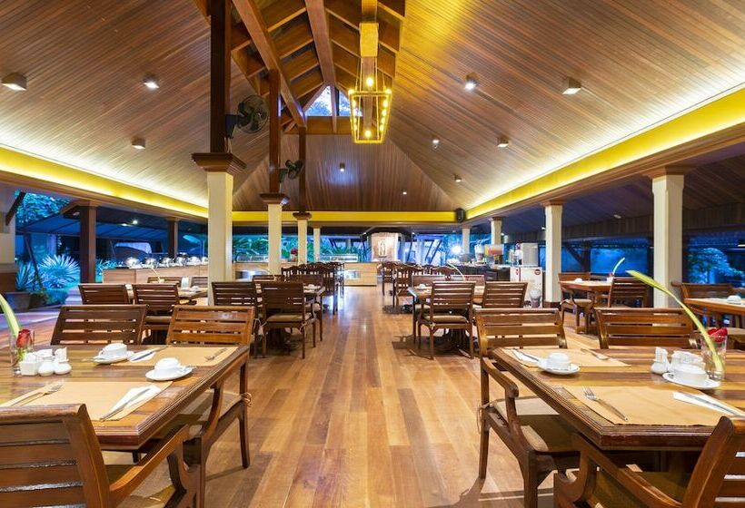 호텔 Khaolak Bayfront Resort