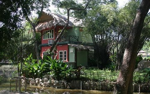 בית מלון כפרי Kor Sor Resort & Spa