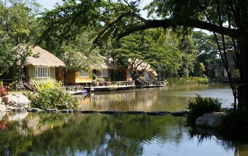 בית מלון כפרי Kor Sor Resort & Spa