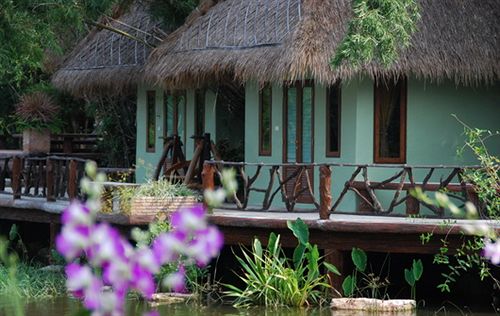 בית מלון כפרי Kor Sor Resort & Spa