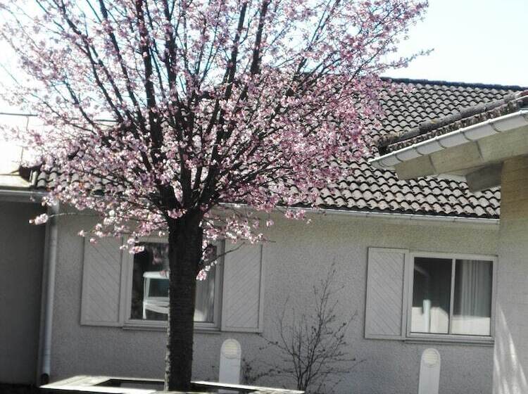 בית מלון כפרי L Erikslund