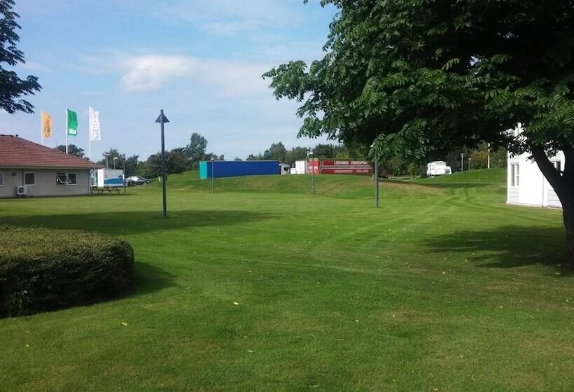 בית מלון כפרי L Erikslund