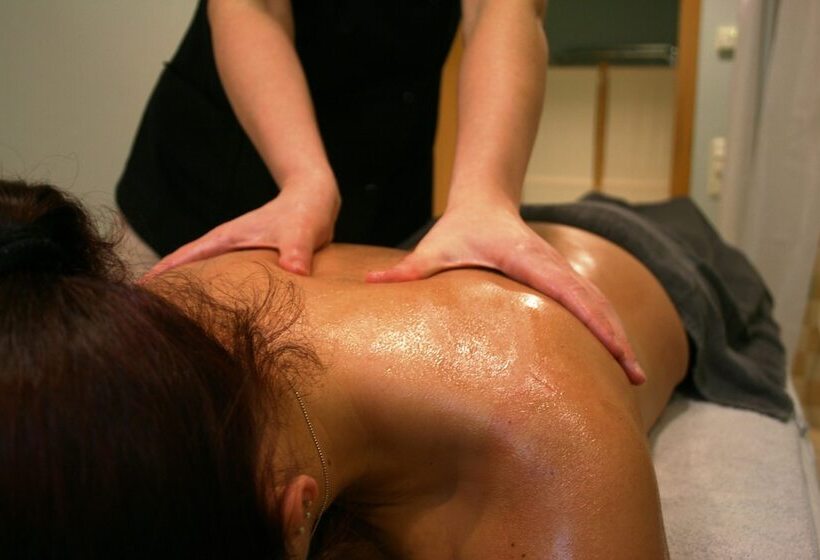 בית מלון כפרי L Erikslund