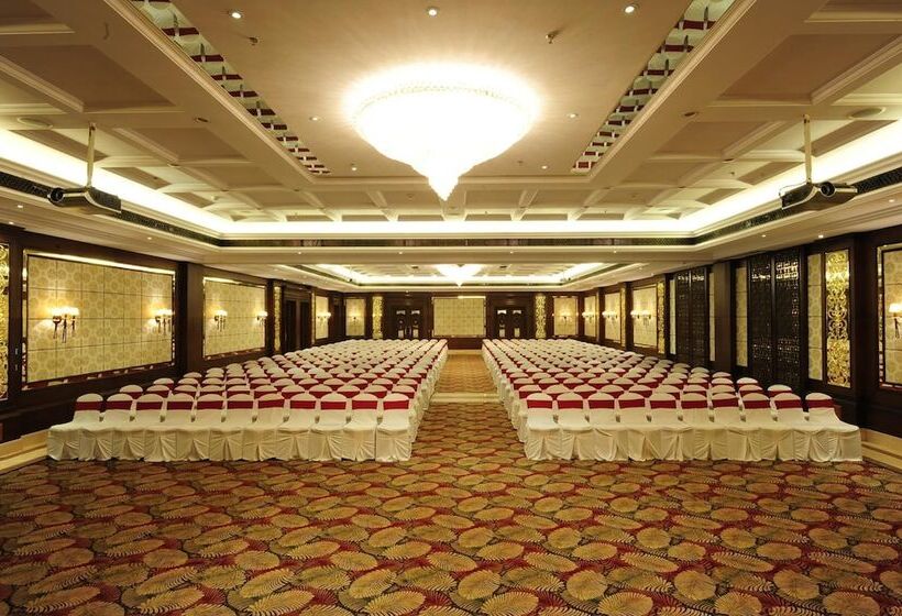 酒店 Mayfair Convention