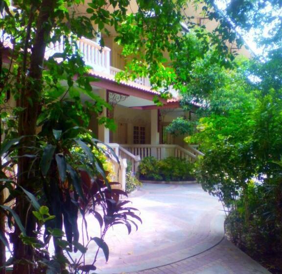 호텔 Momchailai River Retreat