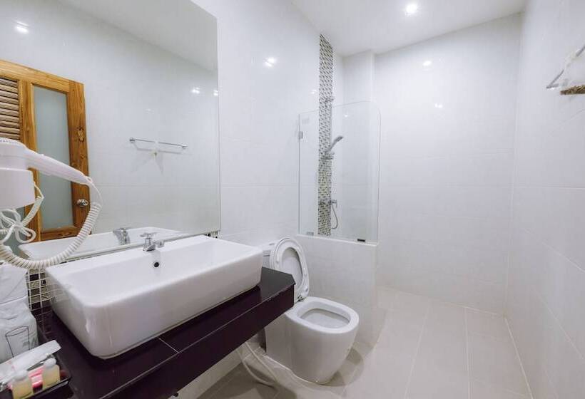 ホテル Morakot Twin Chumphon