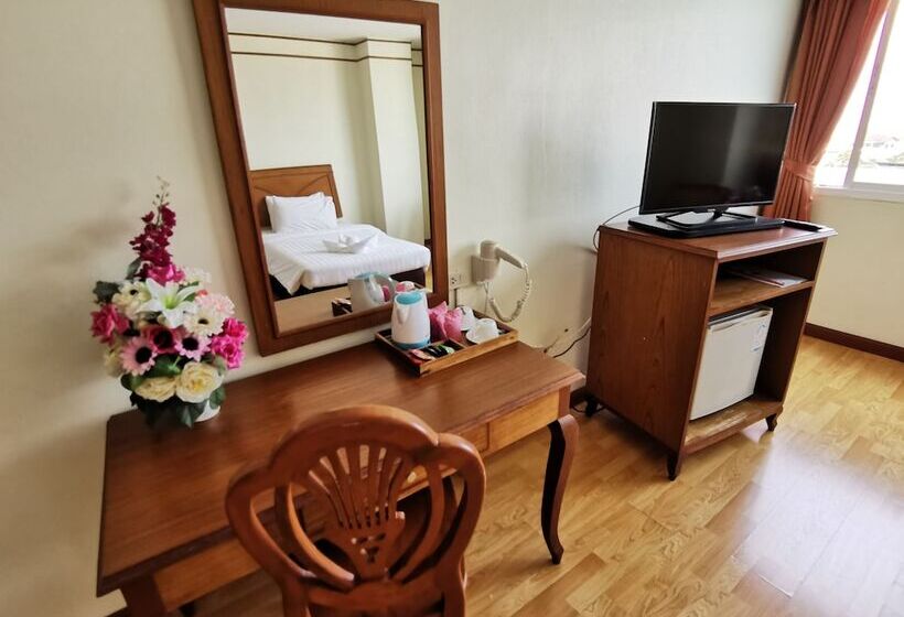 ホテル Morakot Twin Chumphon