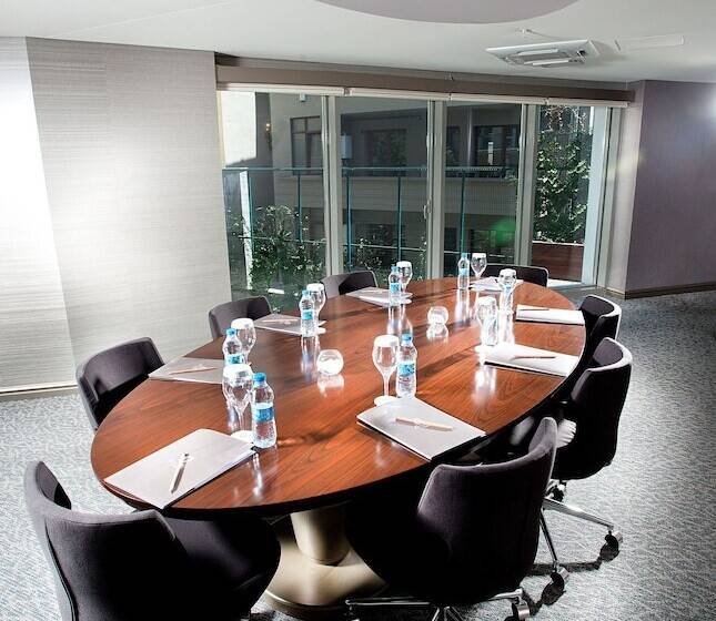 Opera Hotel Bosphorus