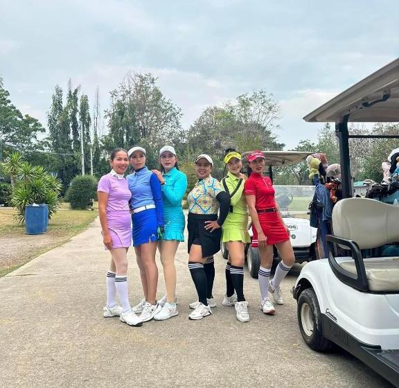 בית מלון כפרי Pa Prai Villa At The Plantation