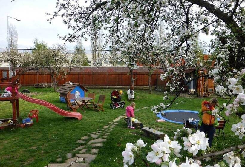 هتل Penzion Plesnivec