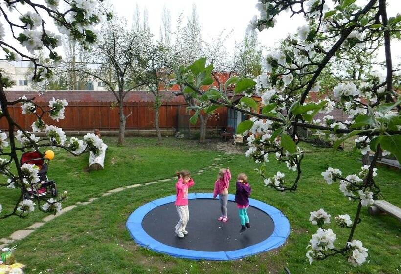 هتل Penzion Plesnivec