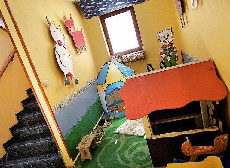 هتل Penzion Plesnivec