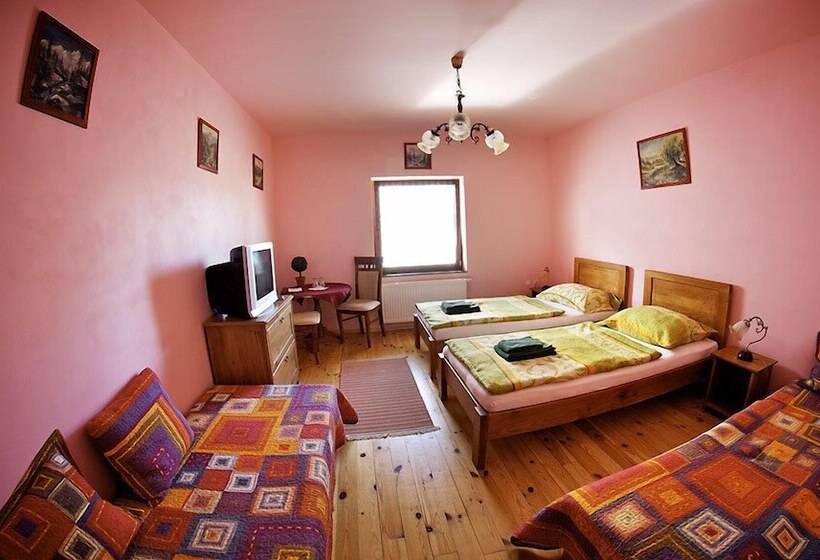 هتل Penzion Plesnivec