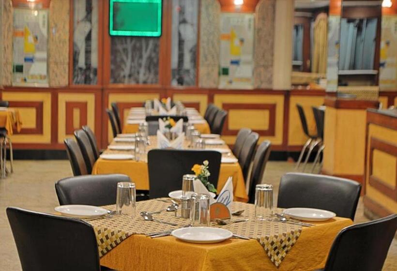 هتل Ponmariresidency