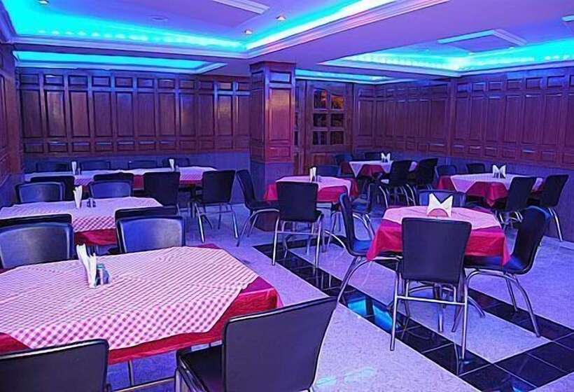 هتل Ponmariresidency