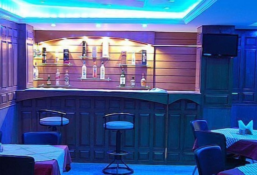 هتل Ponmariresidency