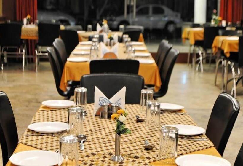 هتل Ponmariresidency