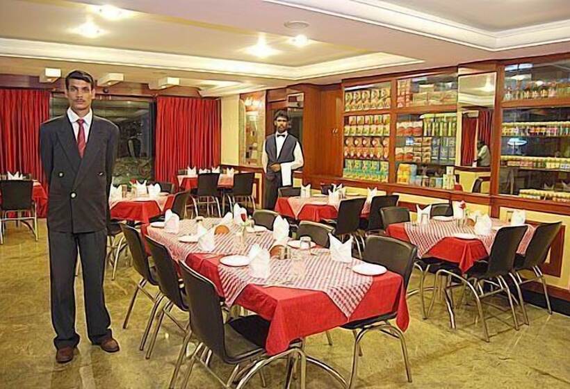 هتل Ponmariresidency