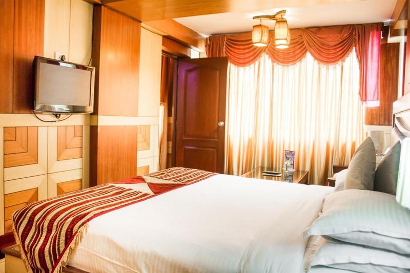 هتل Ponmariresidency