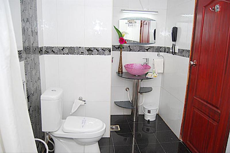 هتل Ponmariresidency