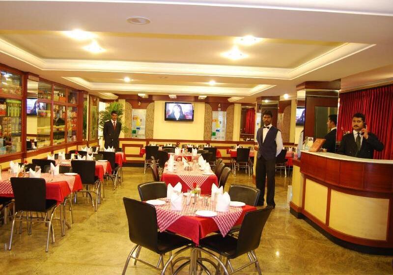 هتل Ponmariresidency